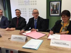 signature convention france services